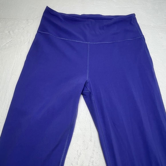 Lululemon Athletica - Picture 3 of 10